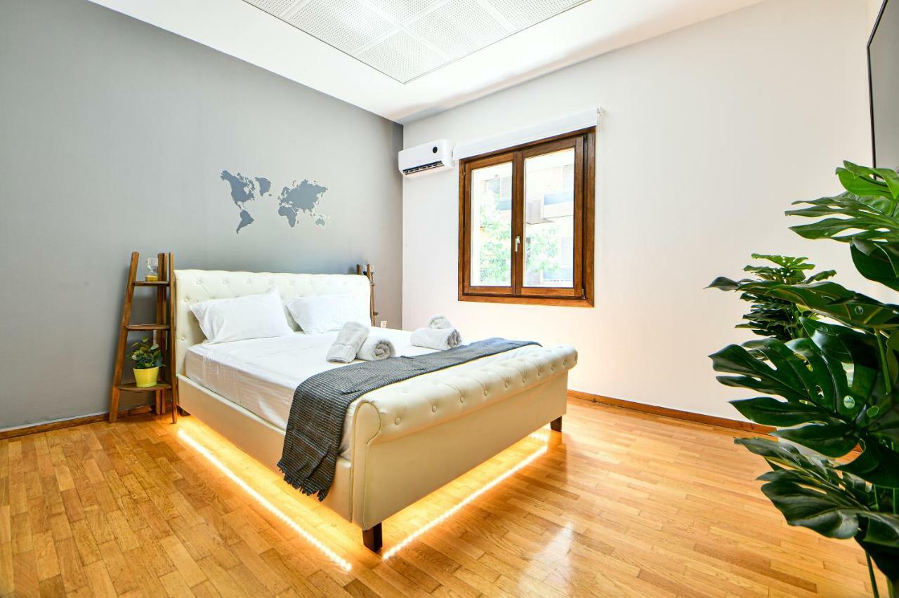 Flowers Of Athens, Boutique Aparthotel With 6-Apartments In Central Atény Exteriér fotografie