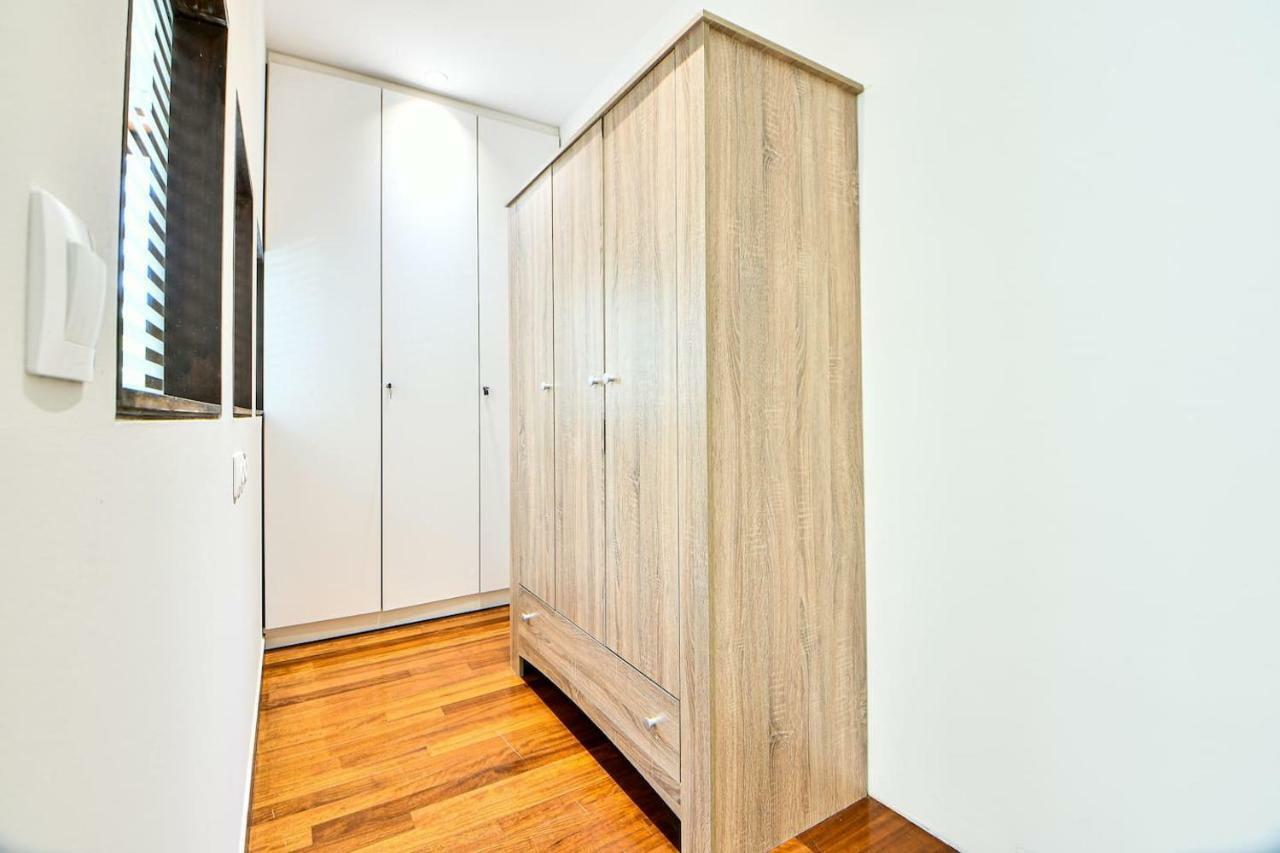 Flowers Of Athens, Boutique Aparthotel With 6-Apartments In Central Atény Exteriér fotografie