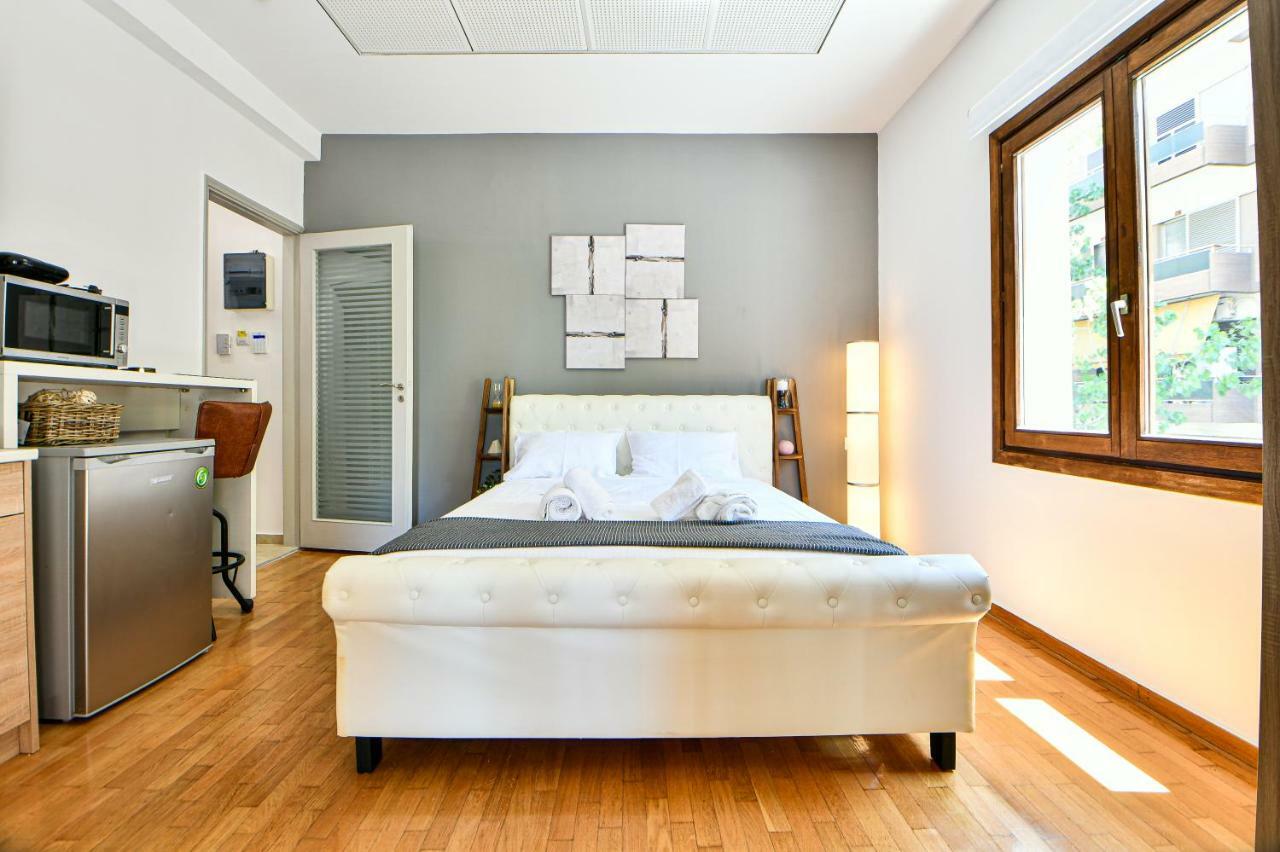 Flowers Of Athens, Boutique Aparthotel With 6-Apartments In Central Atény Exteriér fotografie